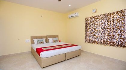 Deluxe A C Room