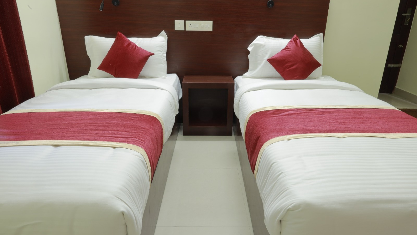 WhatsApp Image 2024-06-23 at 8.35.05 PM (2)