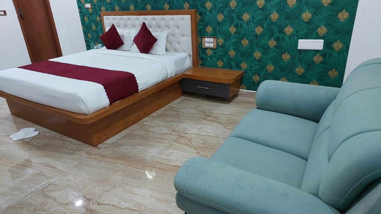 Executive AC Rooms with Balcony