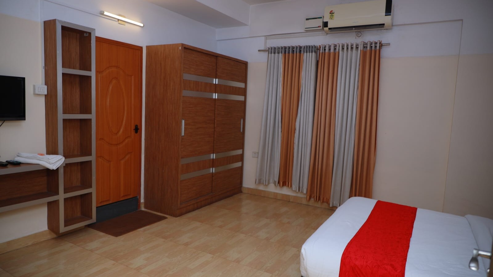 Standard Single room AC