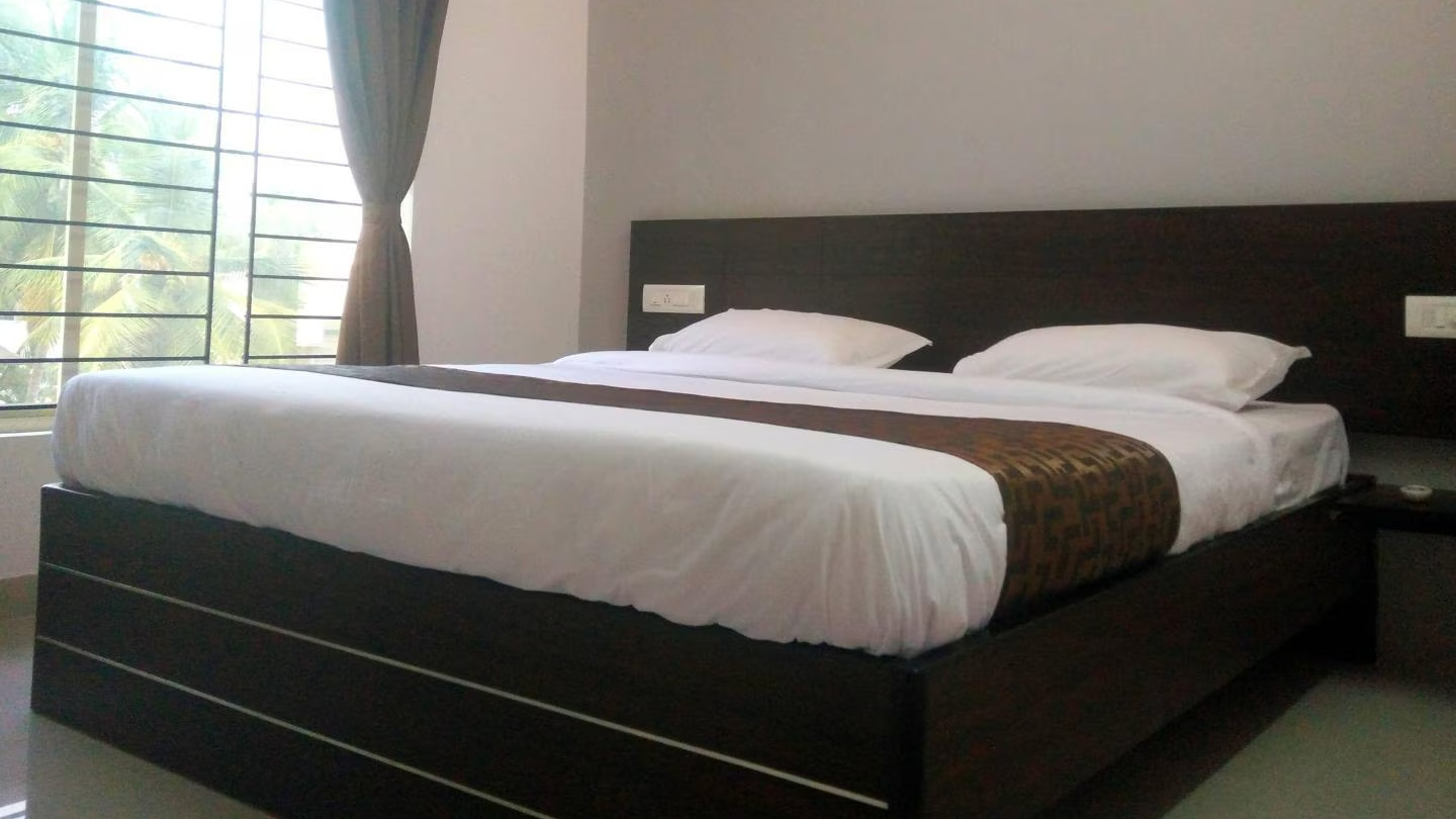 2BHK AC Apartments