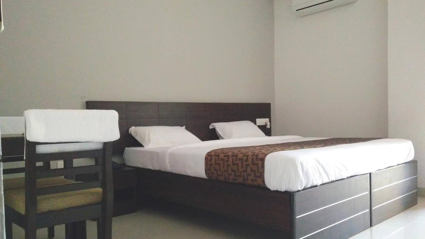 Deluxe Ac Apartments