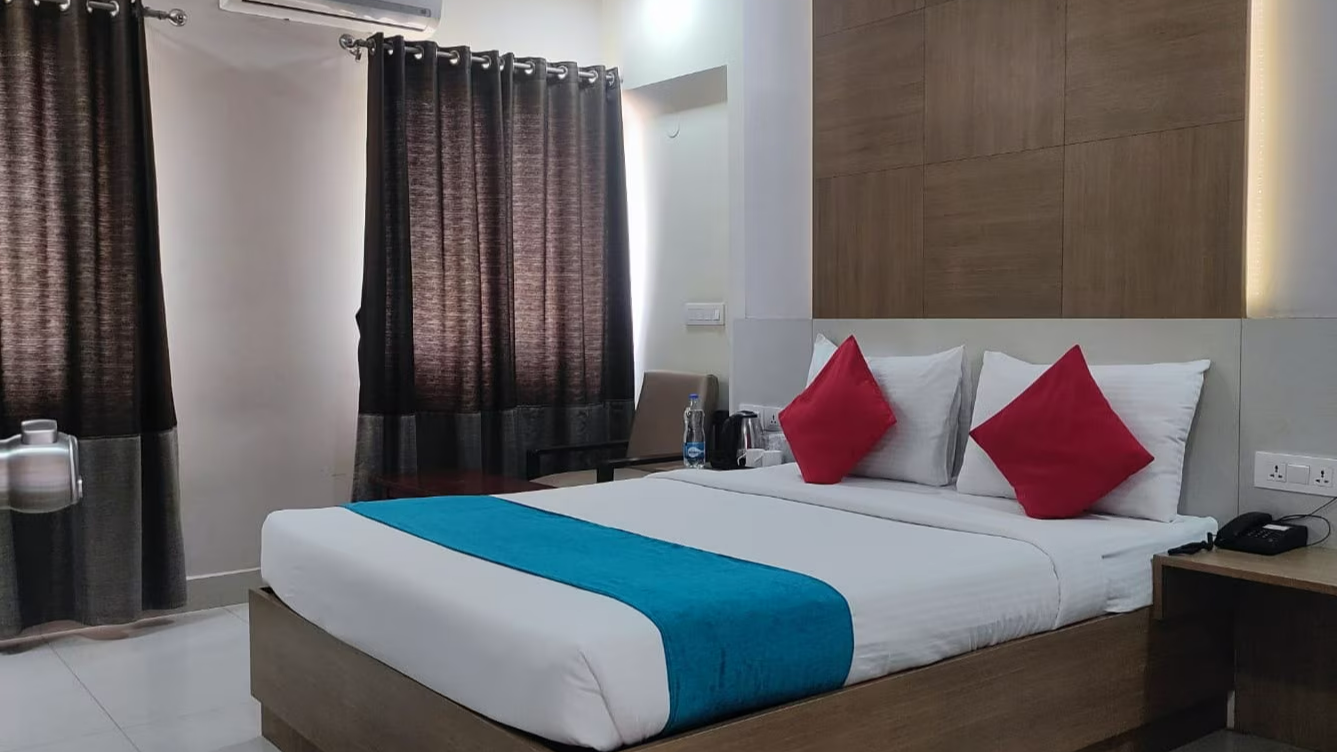 Standard Single A/C Room