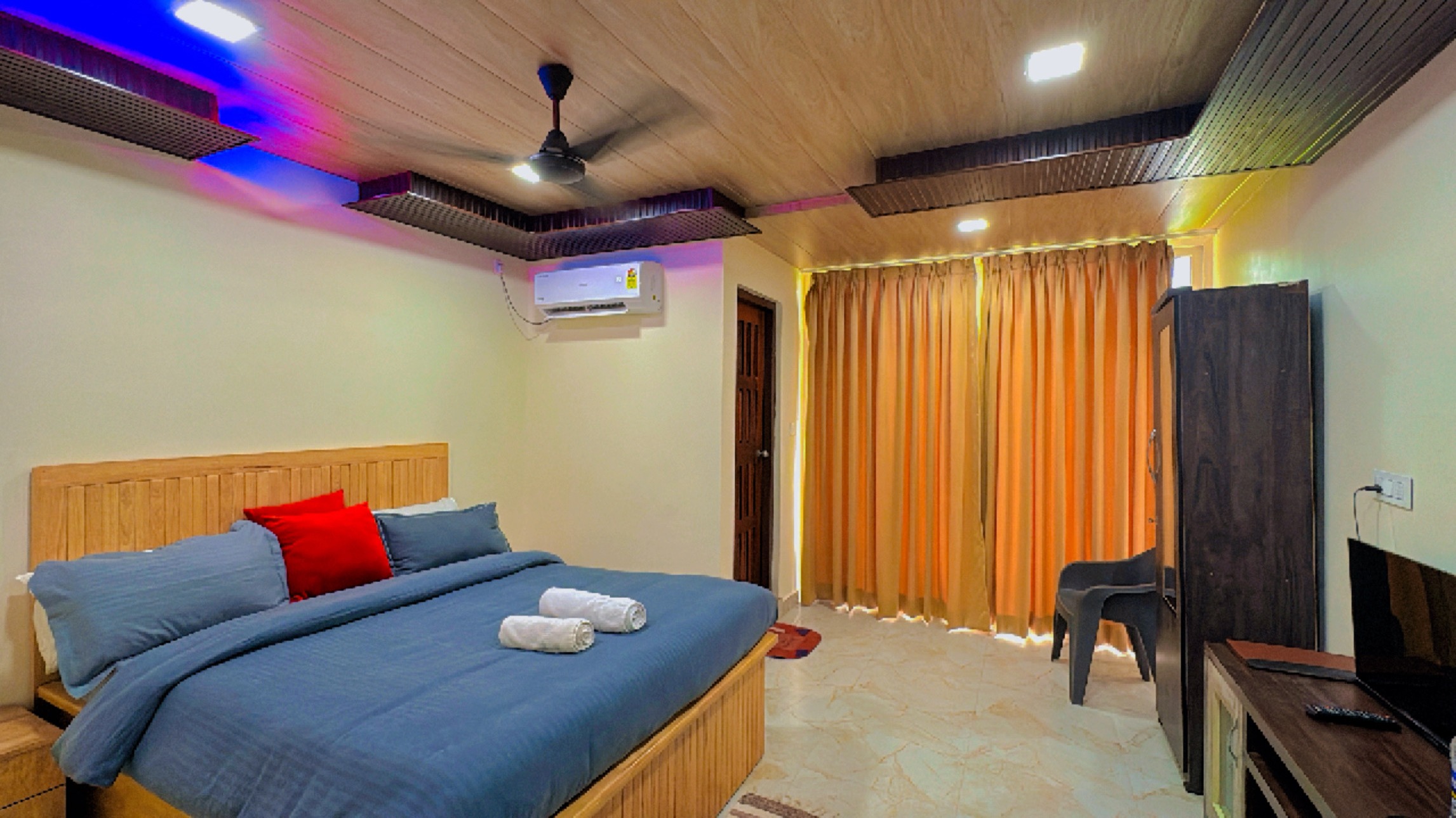  Deluxe A/C Rooms