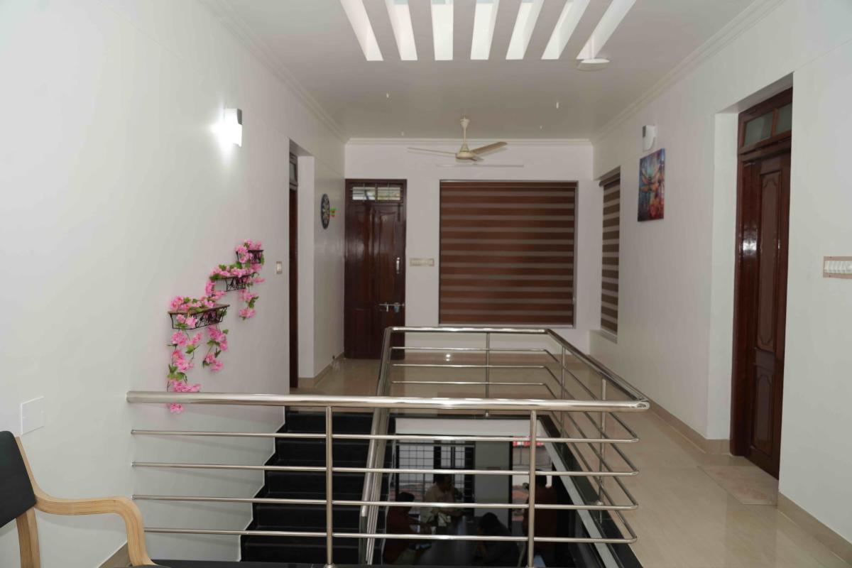 upper living