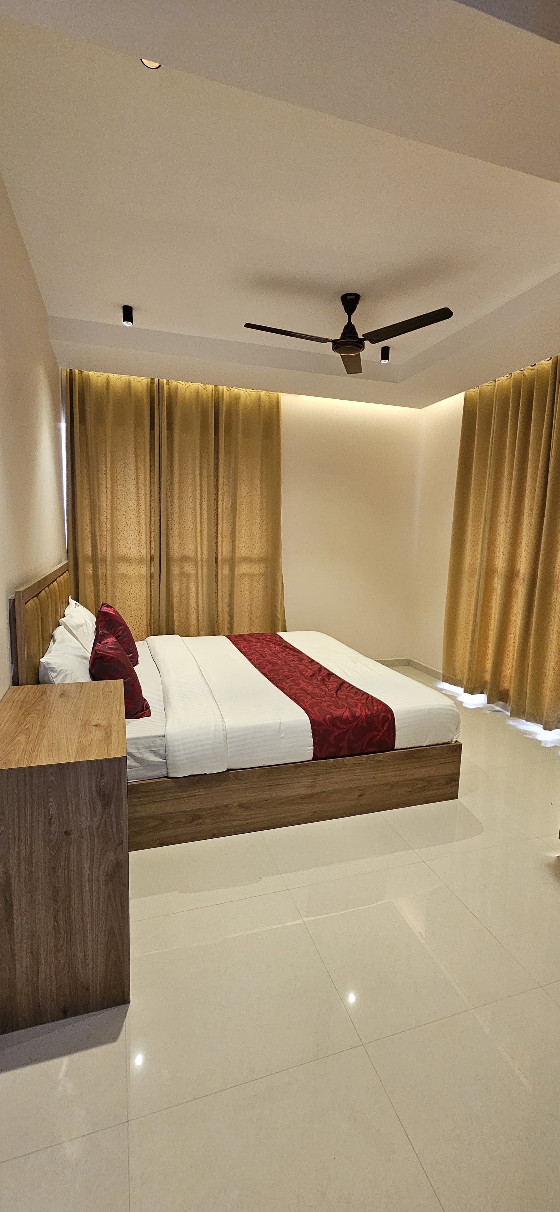 WhatsApp Image 2025-03-27 at 4.07.03 PM (1)