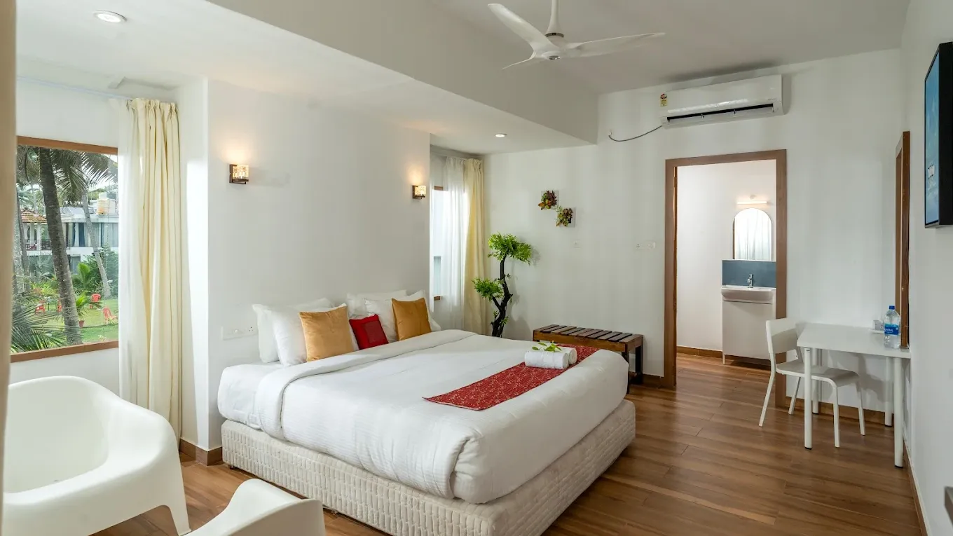 Honeymoon Suite