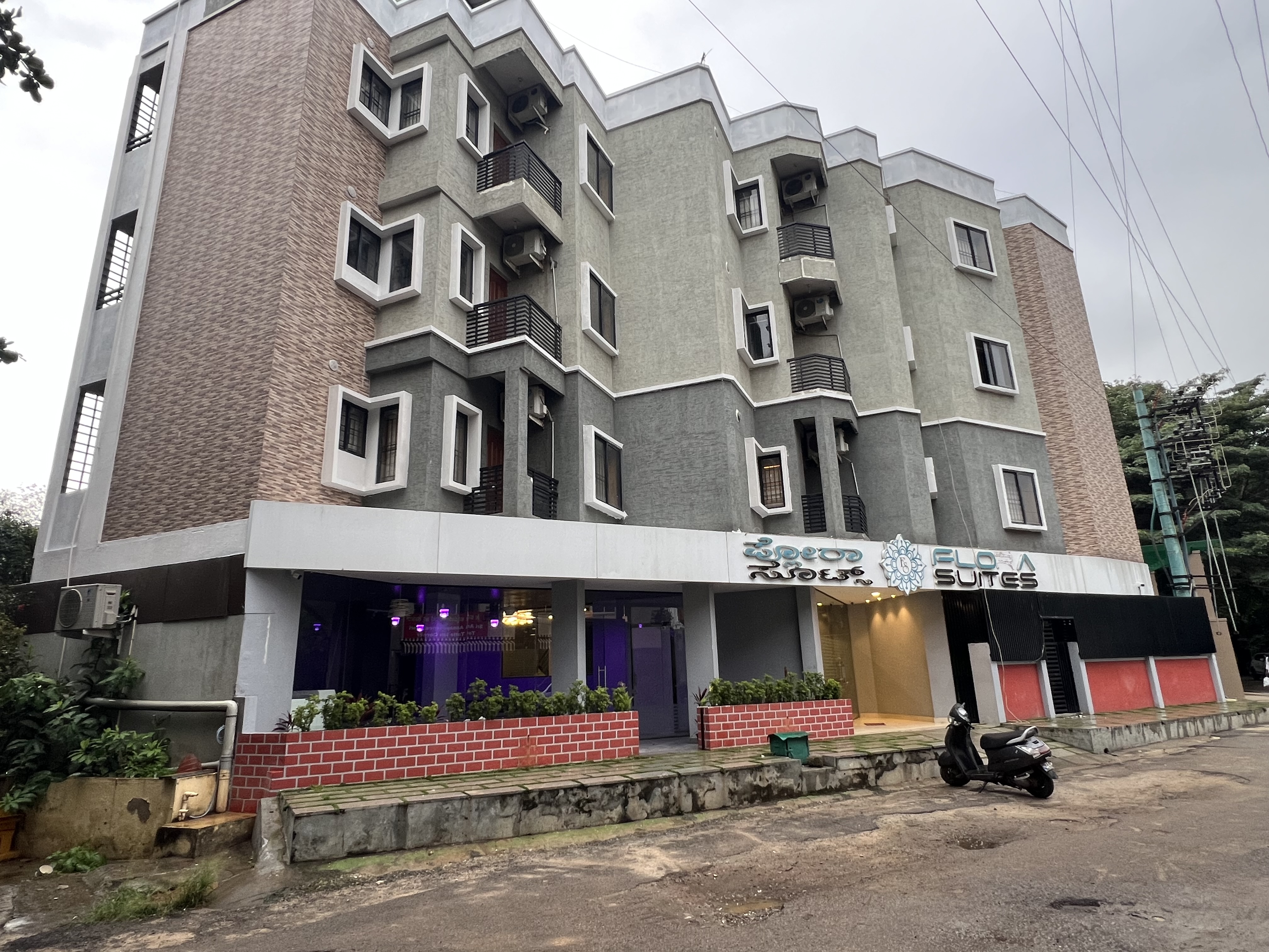 FLORA SUITES Hero Image