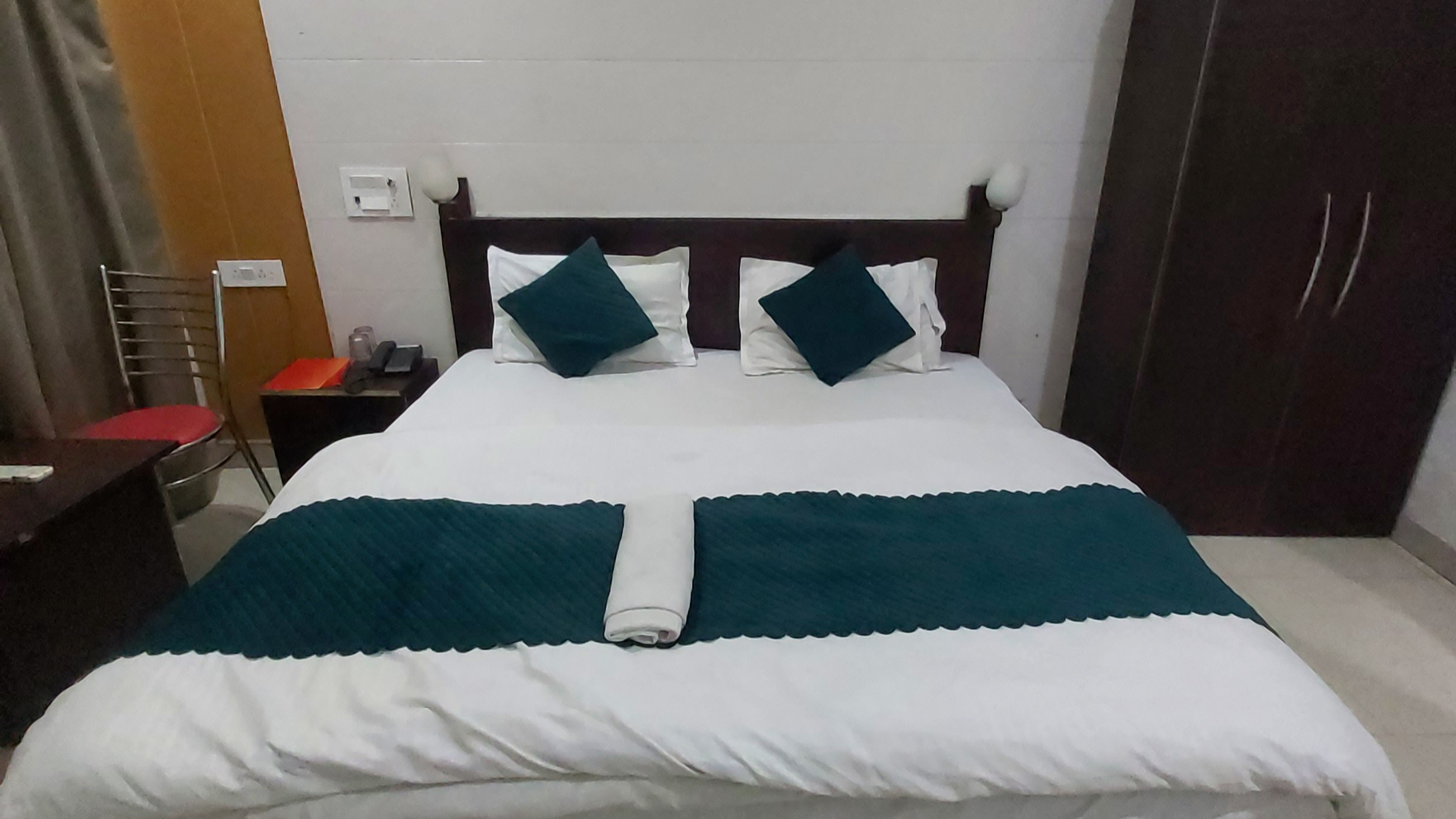 Deluxe Rooms