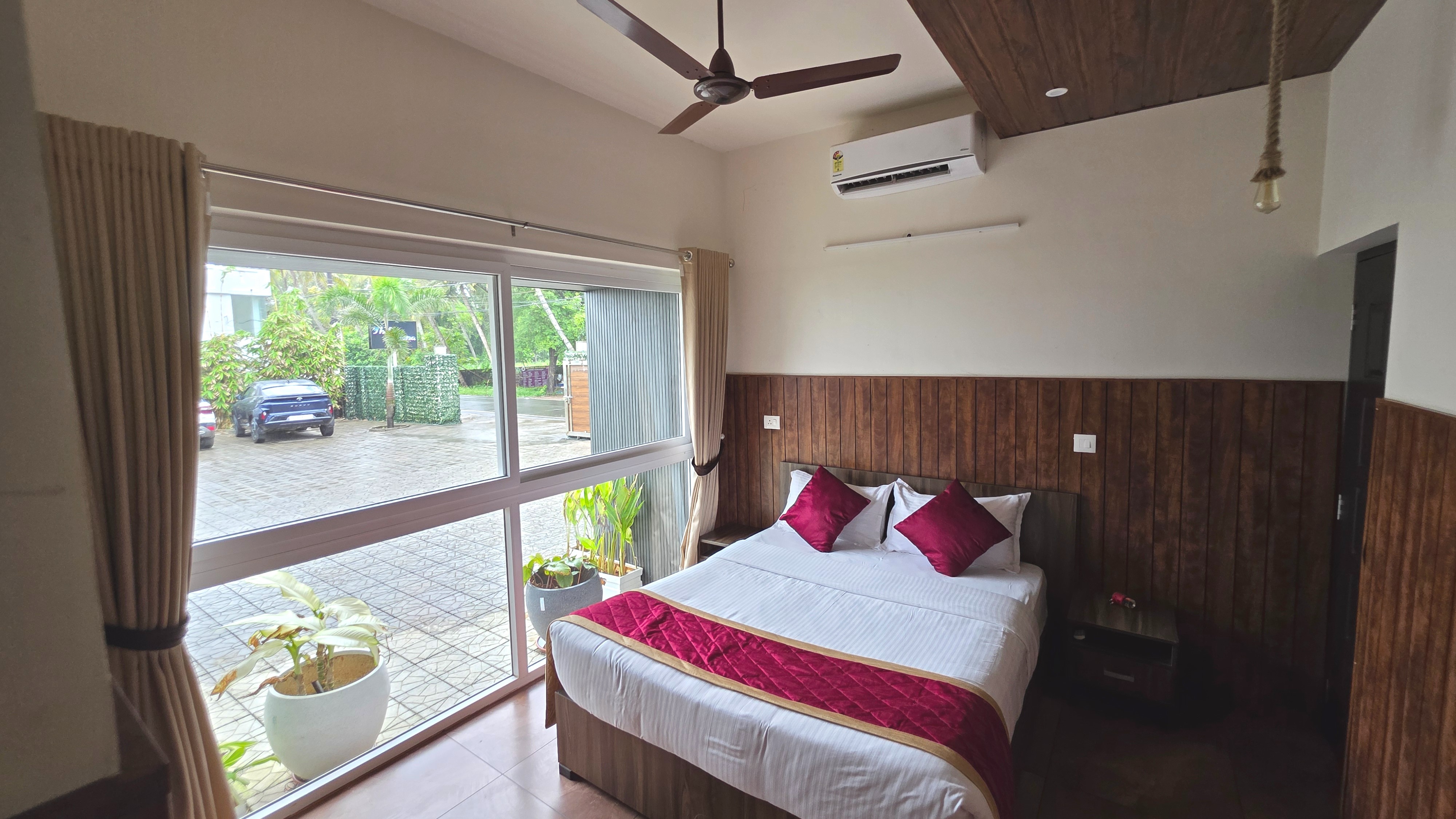 Ground Floor -Pool View