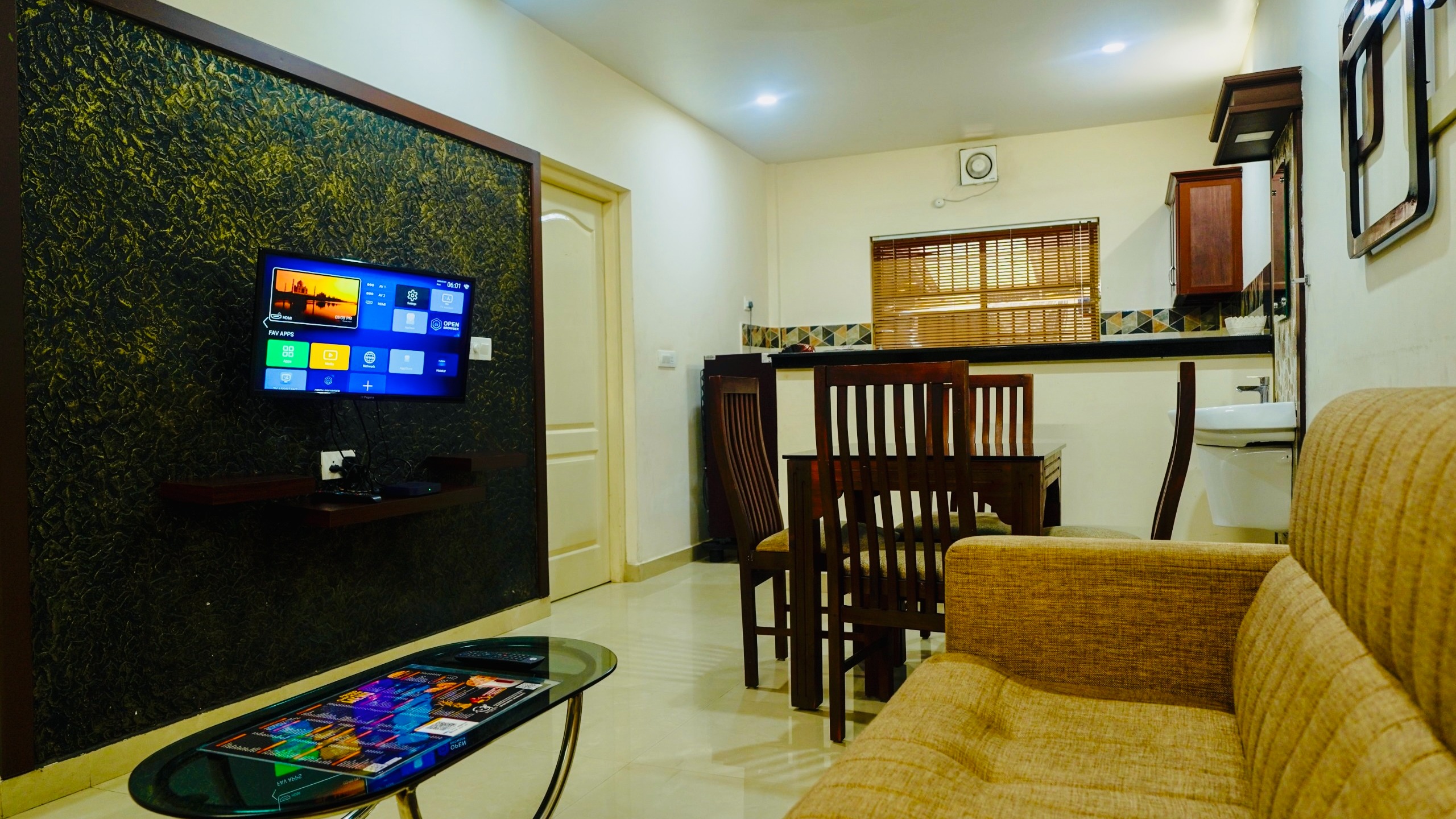 STANDARD SUITE TWO-BEDROOM APARTMENT [LARGE]