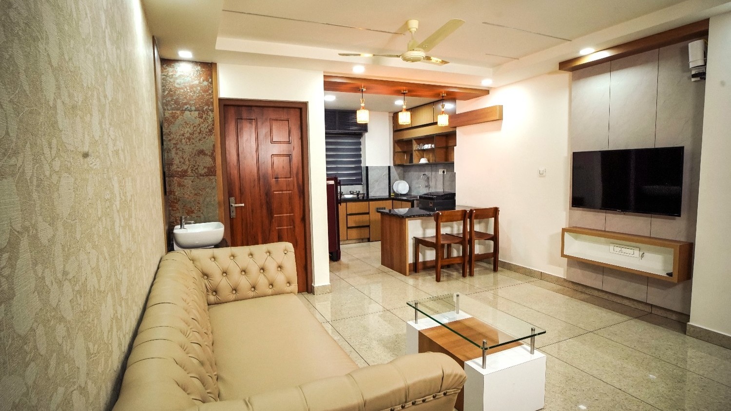 PREMIUM TWO-BEDROOM APARTMENT