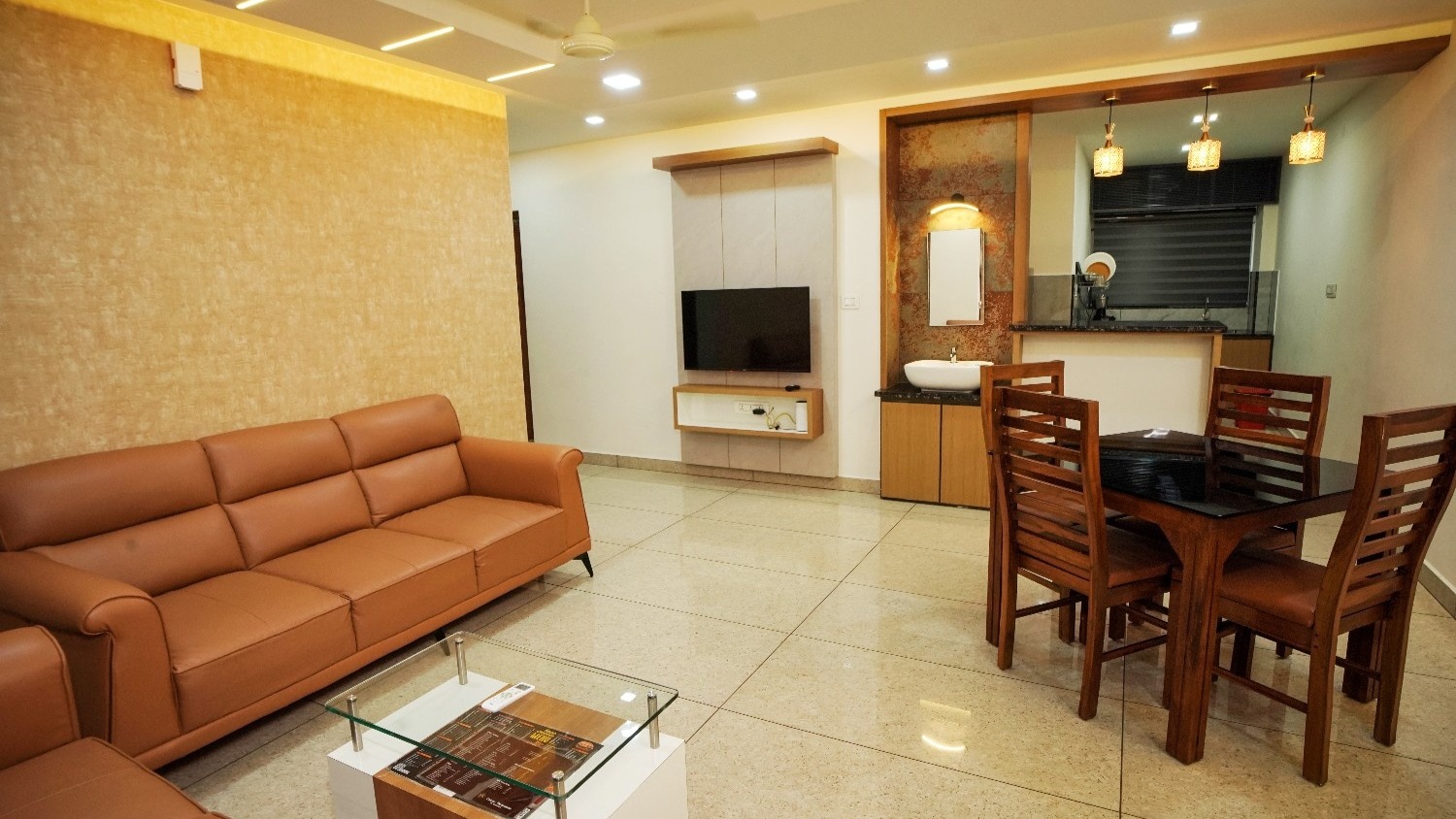 PREMIUM THREE-BEDROOM APARTMENT