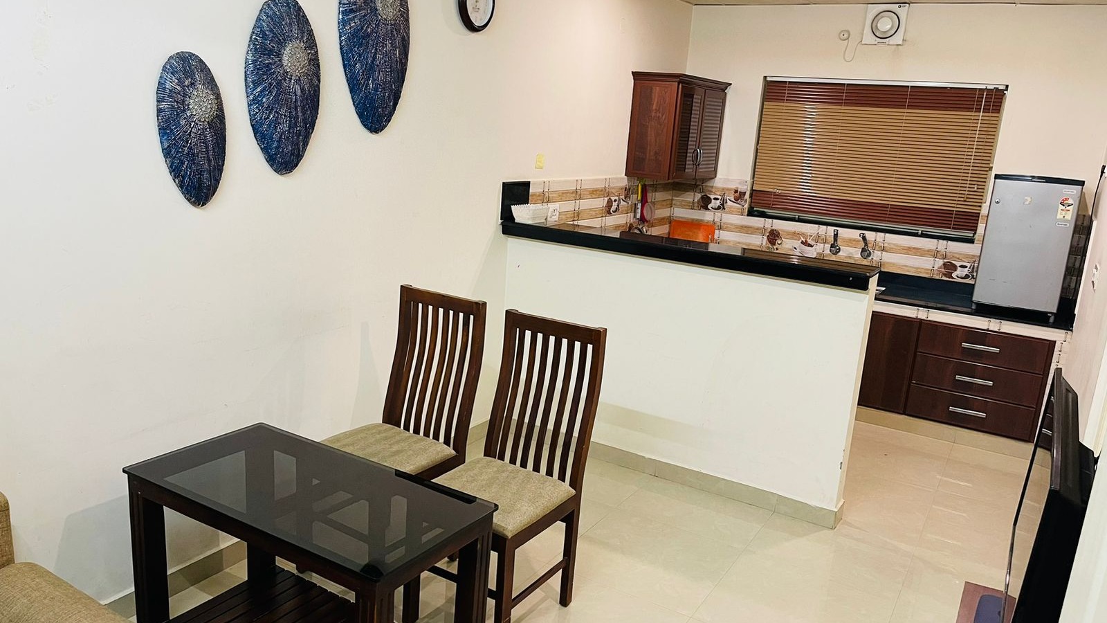  STANDARD SUITE ONE-BEDROOM APARTMENT