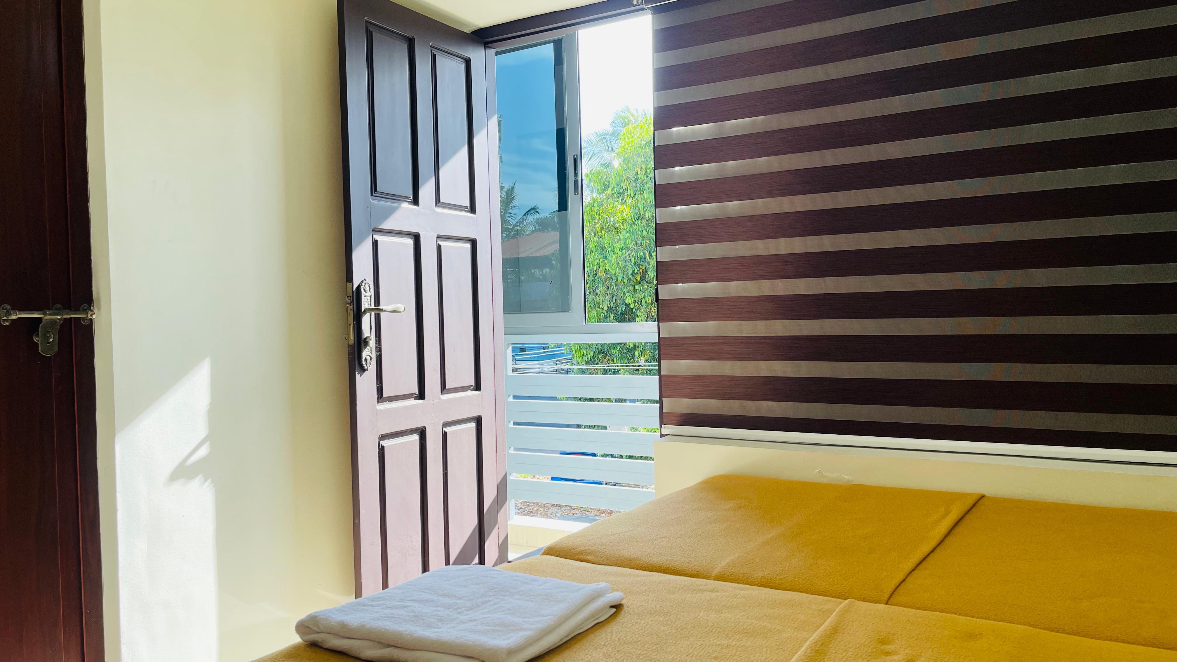 IQ DELUXE TWO-BEDROOM APARTMENT [OFFSITE] 