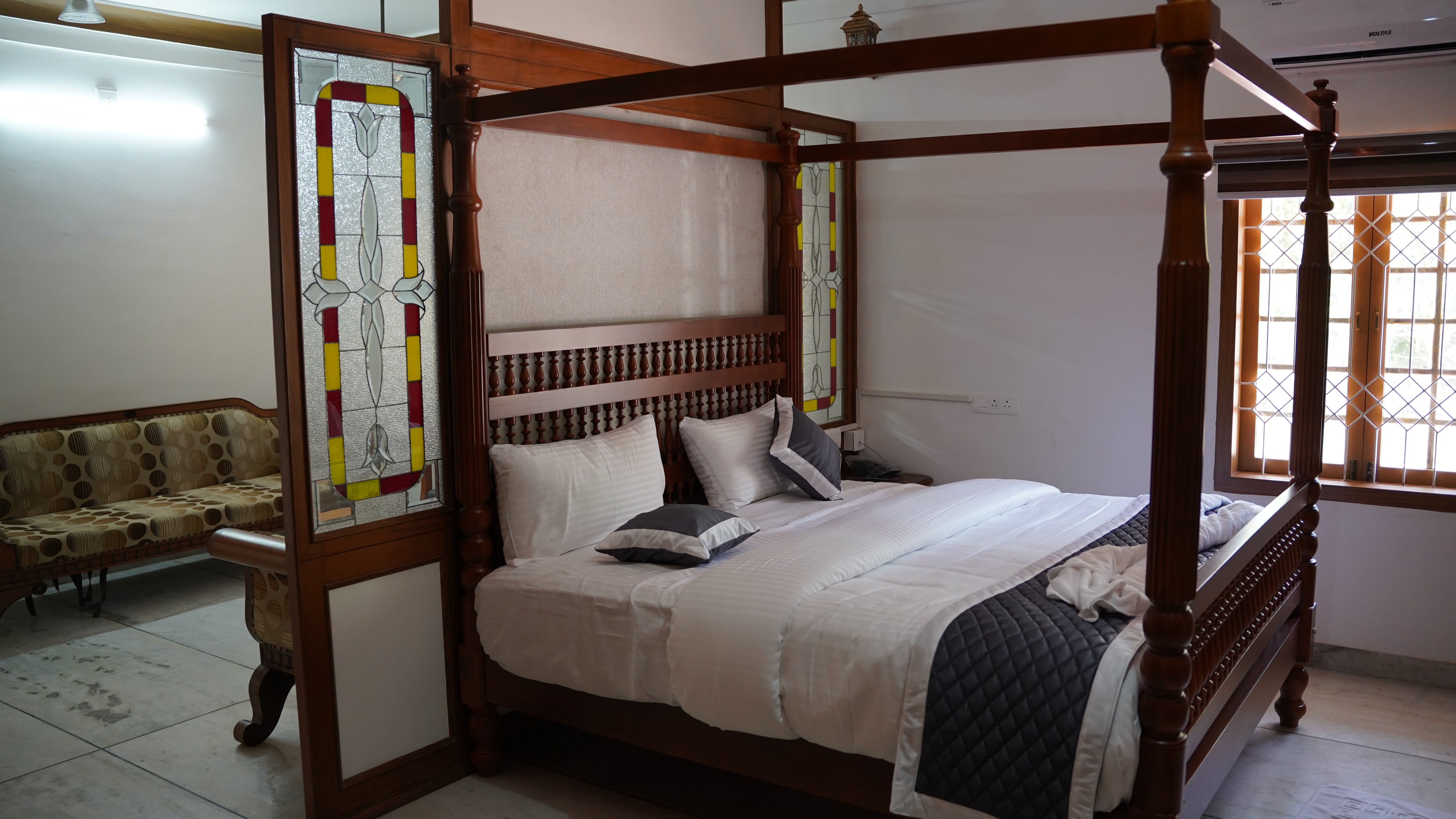 AC Royal Suite Room