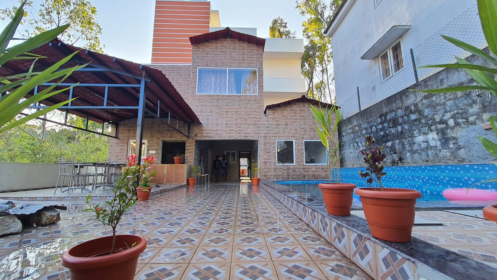Main Image