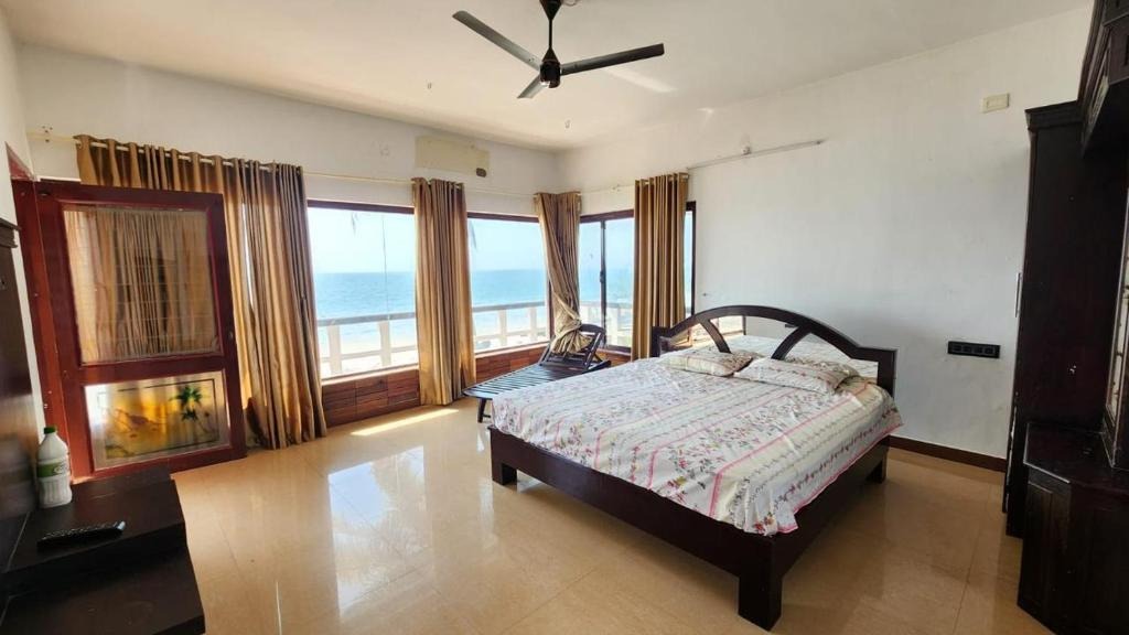 AC Sea View Suite Room