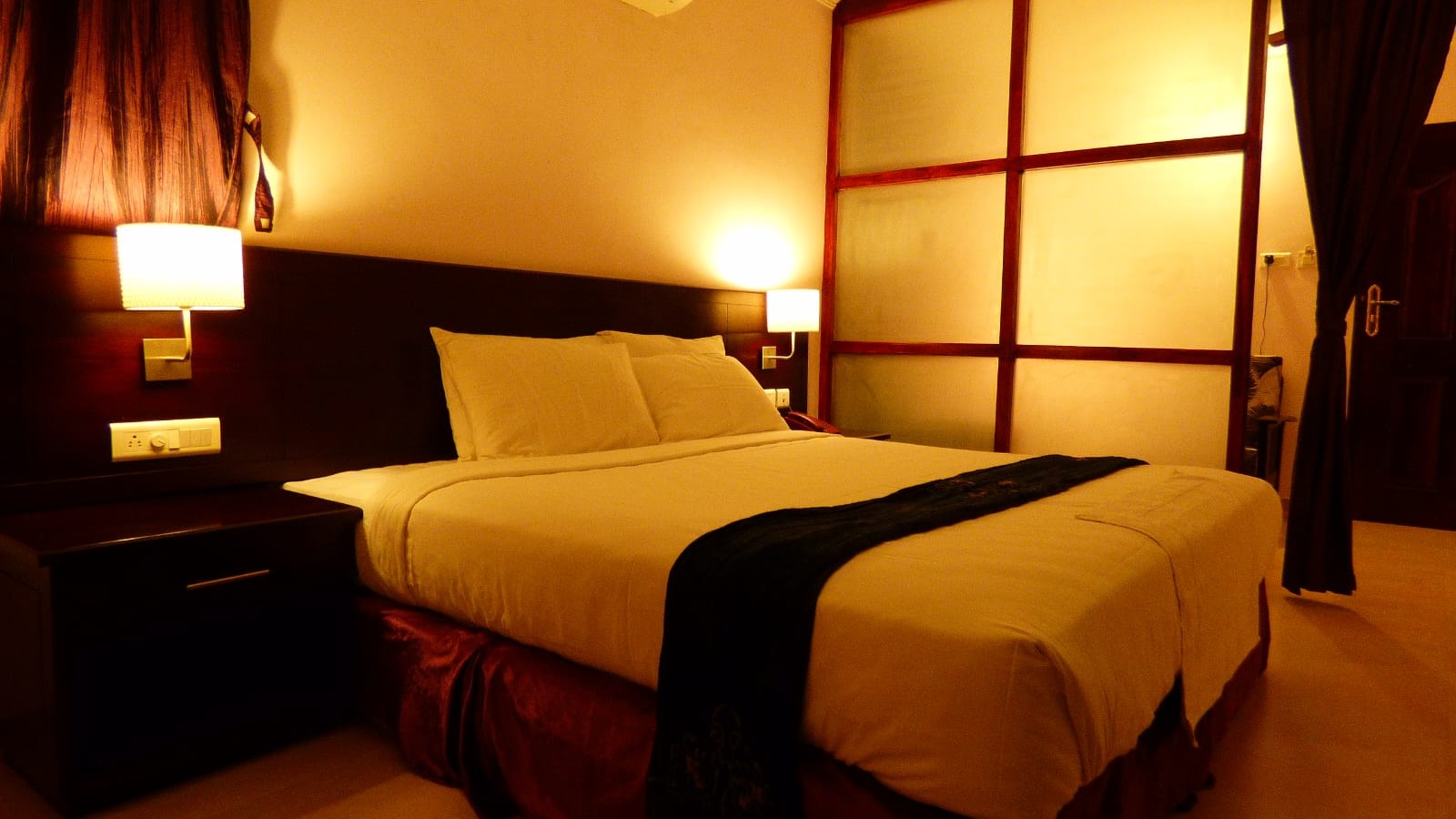 Suite Room (2)