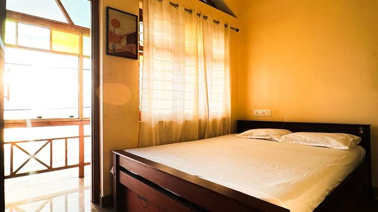 Deluxe Room With Balcony