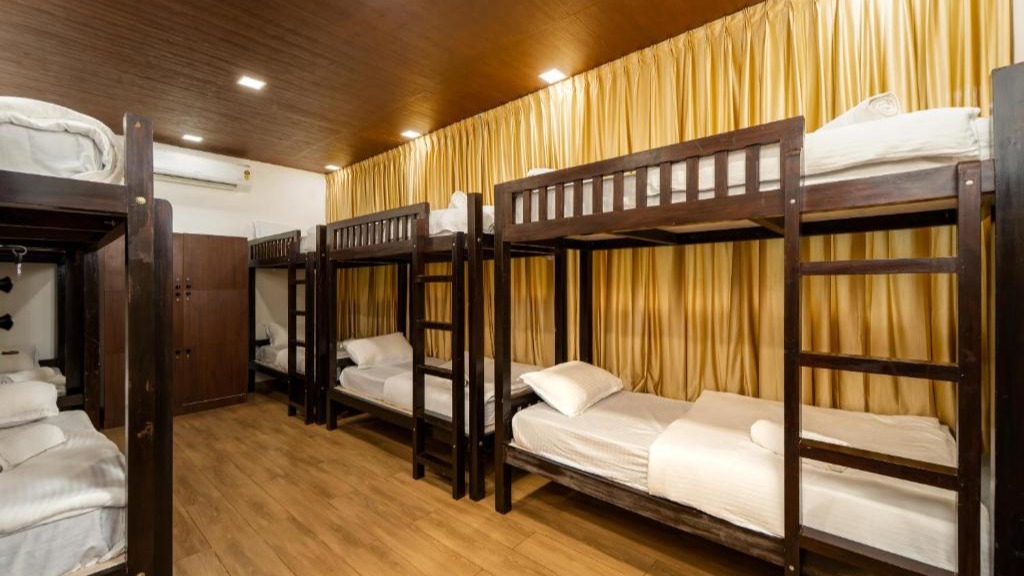 6 Bed Dormitory