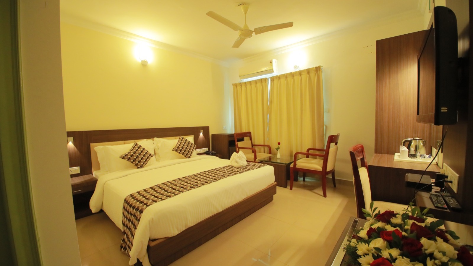 AC Deluxe Double Room