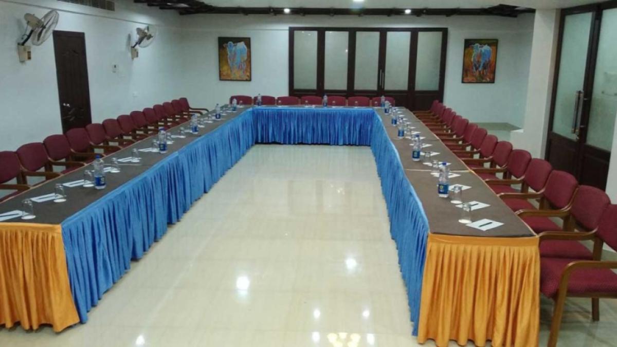 Rail-View-Hall-2