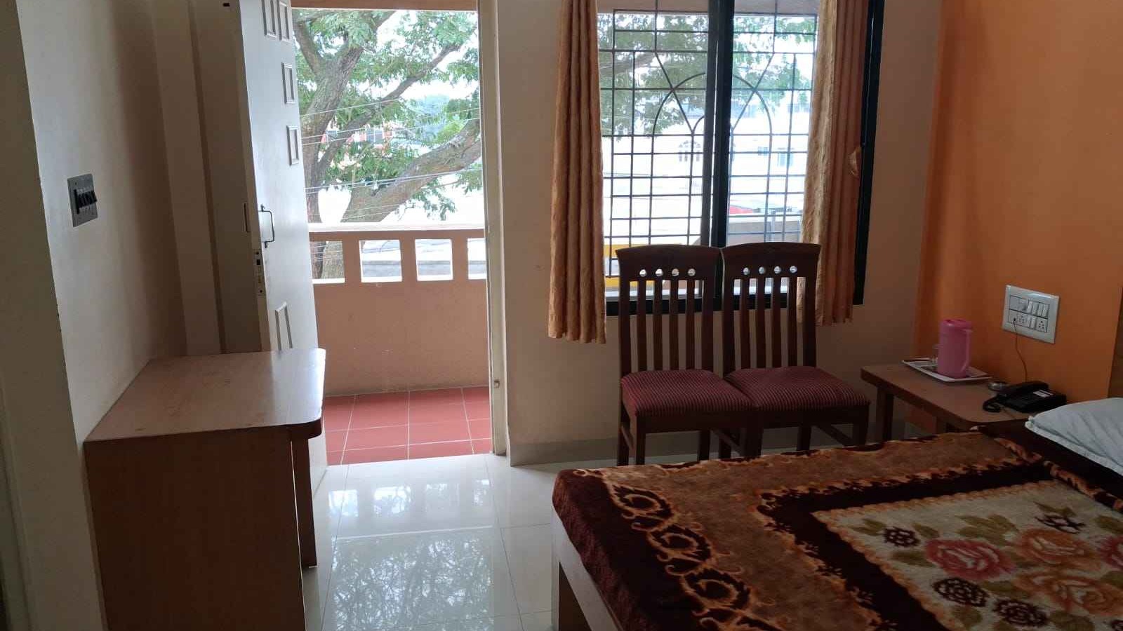 Deluxe Double Room With Balcony