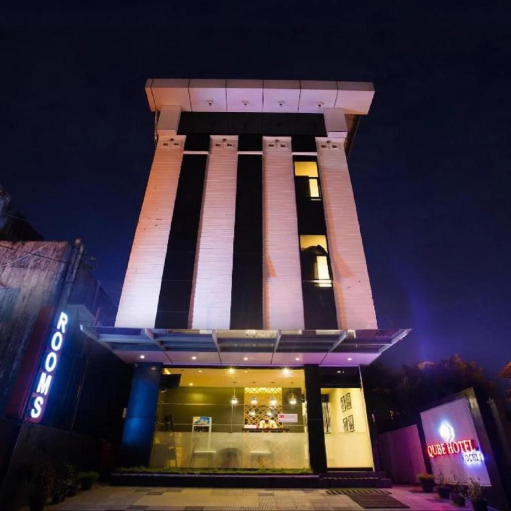 Main Image