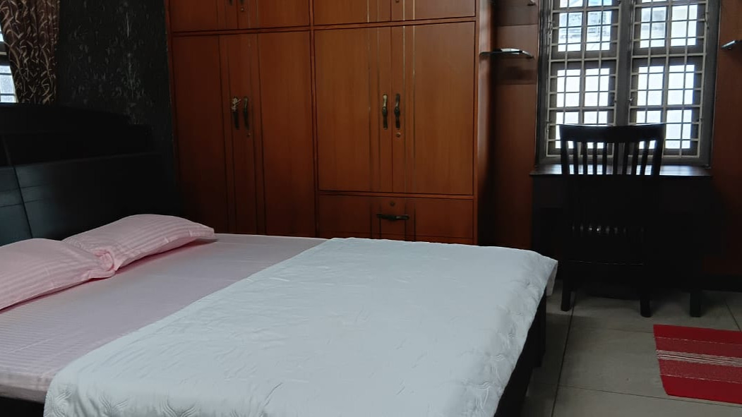 Family Room with bathtub