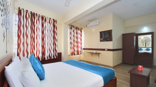 Deluxe AC Room with Balcony