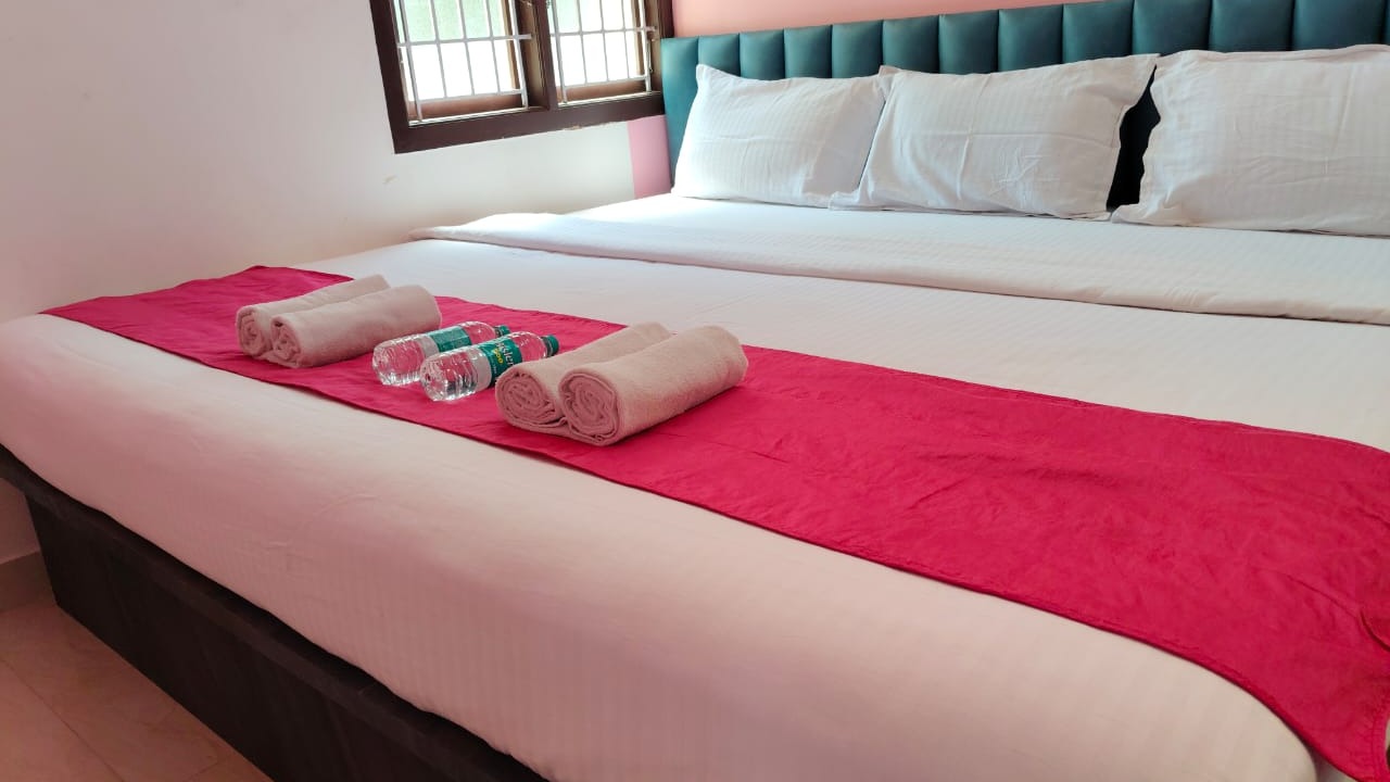 1 BHK Deluxe Standard Room (Second floor)