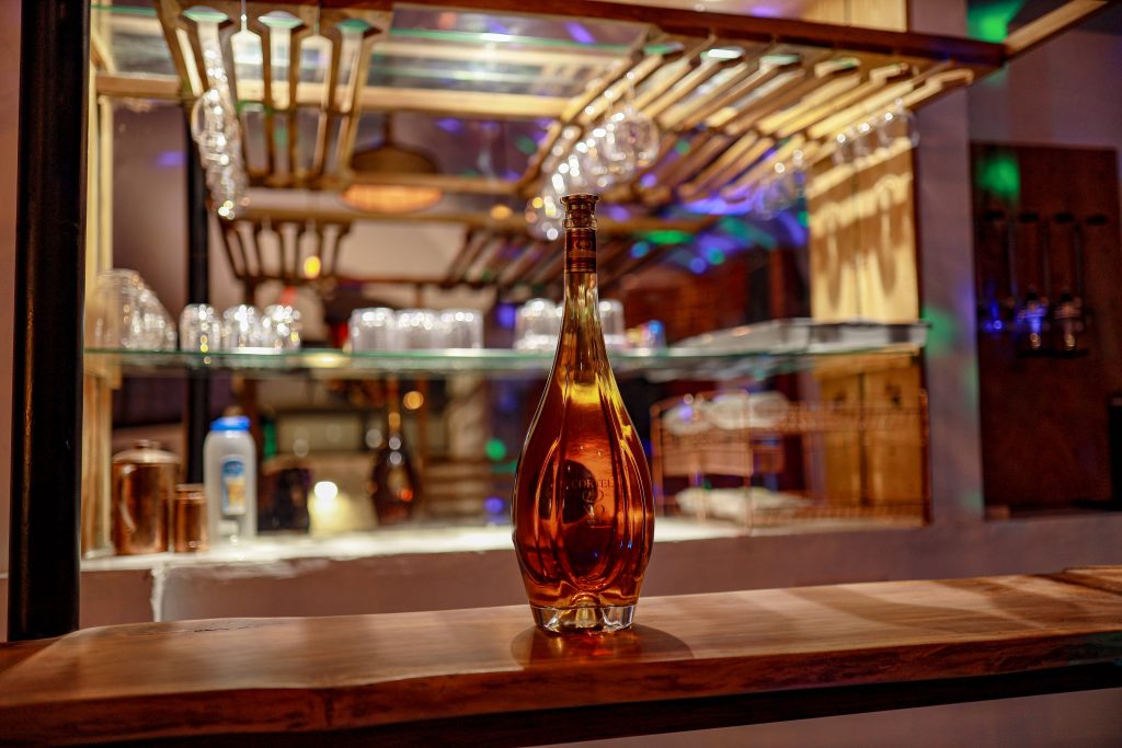 The chiller (CLUB HOUSE)