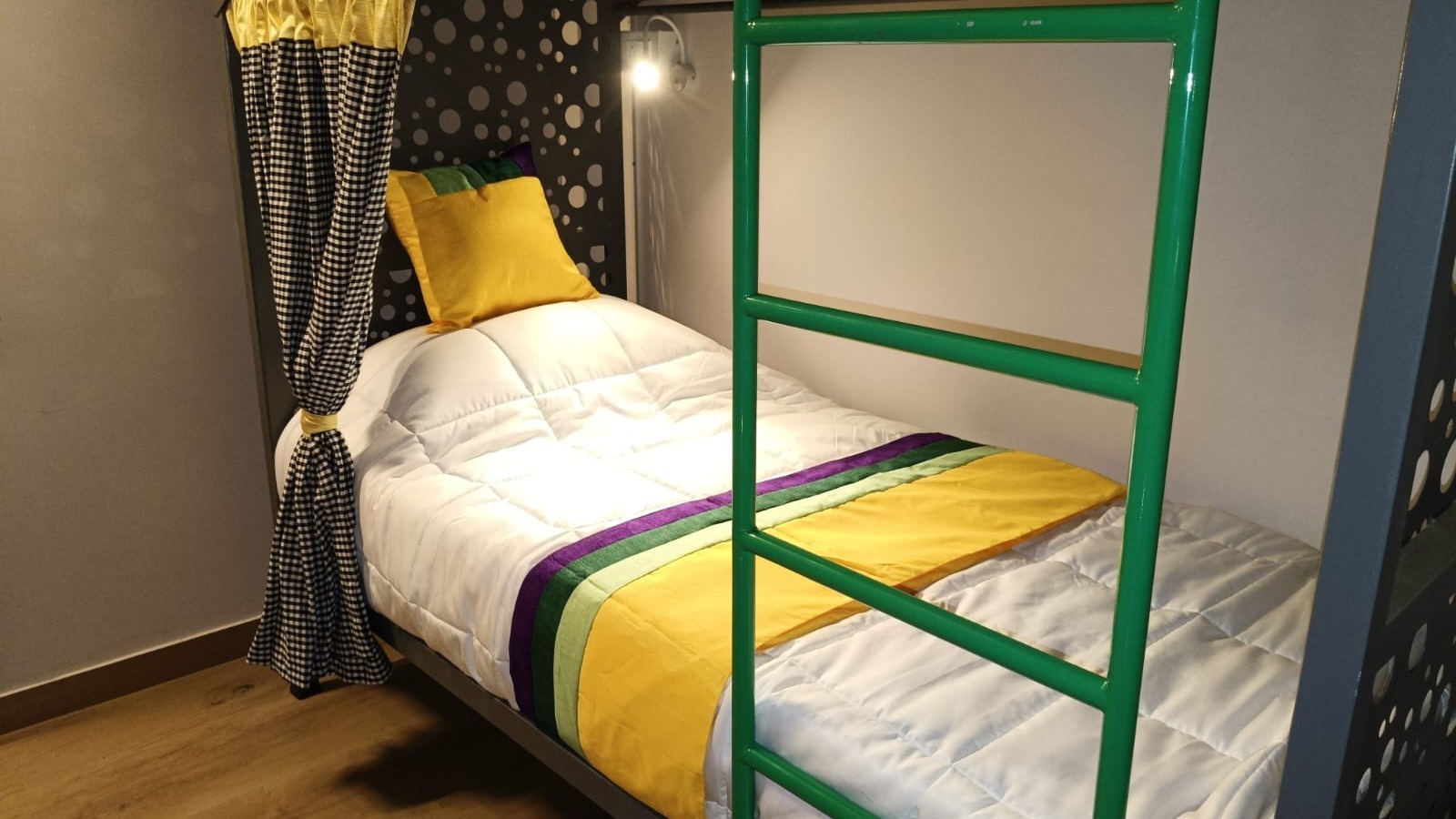 Group Room With 4 Bed Ensuite