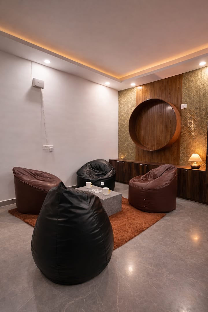 d2d2c30e-8ebc-451c-ae5f-10ca0e6fa7d1