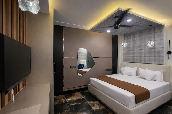 aa720998-e890-42ff-abf2-7601aaaaa753