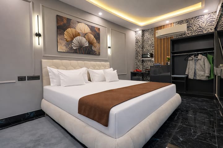 affd9cc5-5742-49ce-808e-d19904d4fc9d