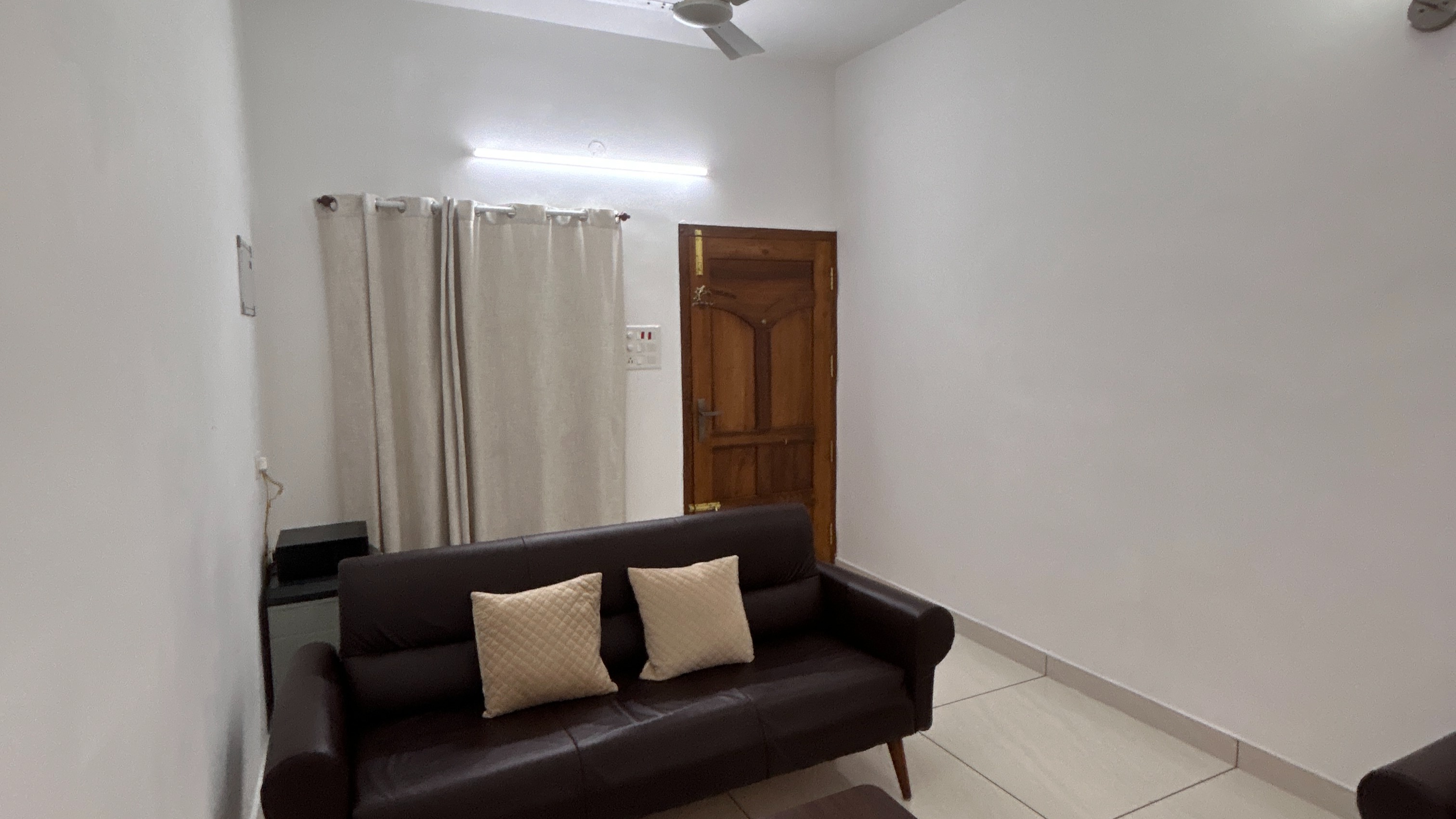 Two-Bed Room Apartment  (A8-2FL-1T)                                               