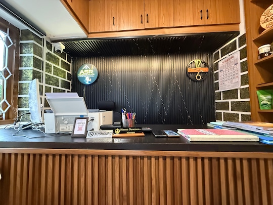 dc8f0607-a40a-45de-8478-54bc45a00542