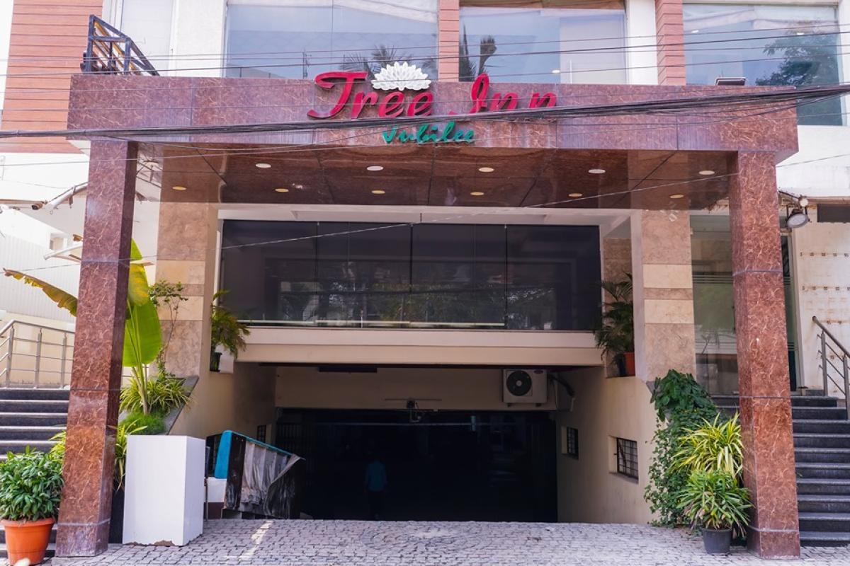 HOTEL (2)