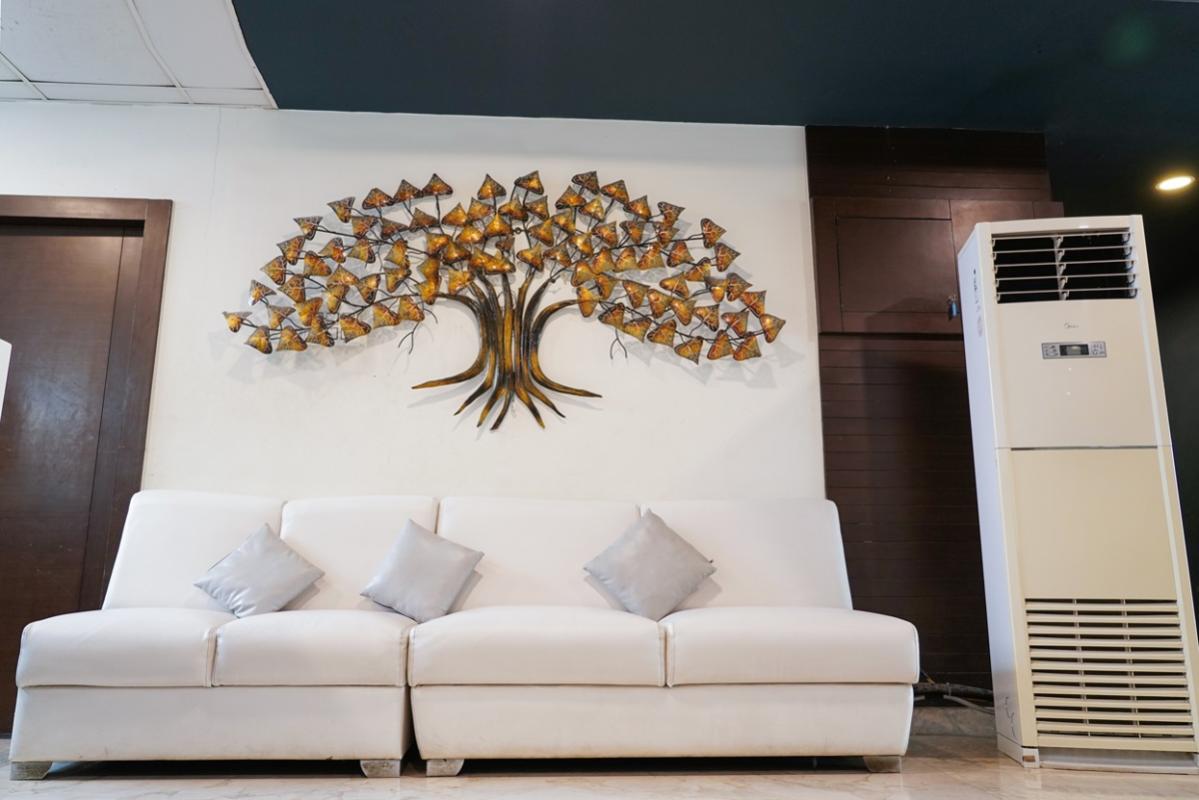 FRONT OFFICE (3)