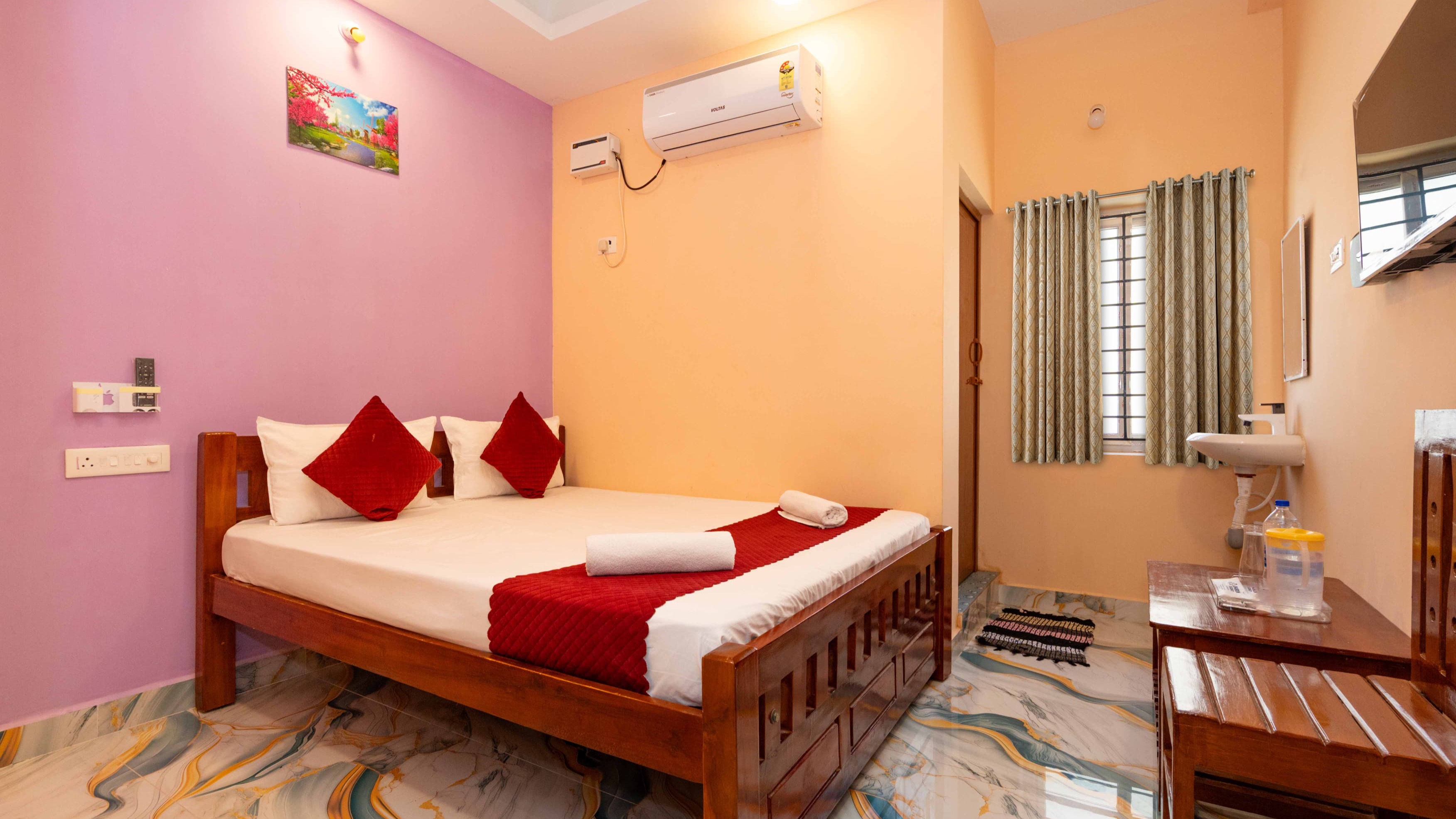 STANDARD DOUBLE BED NON AC Room