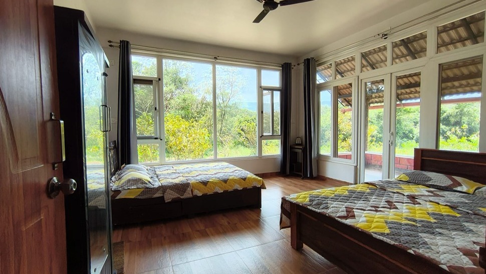 Forest View Room (Aranya)