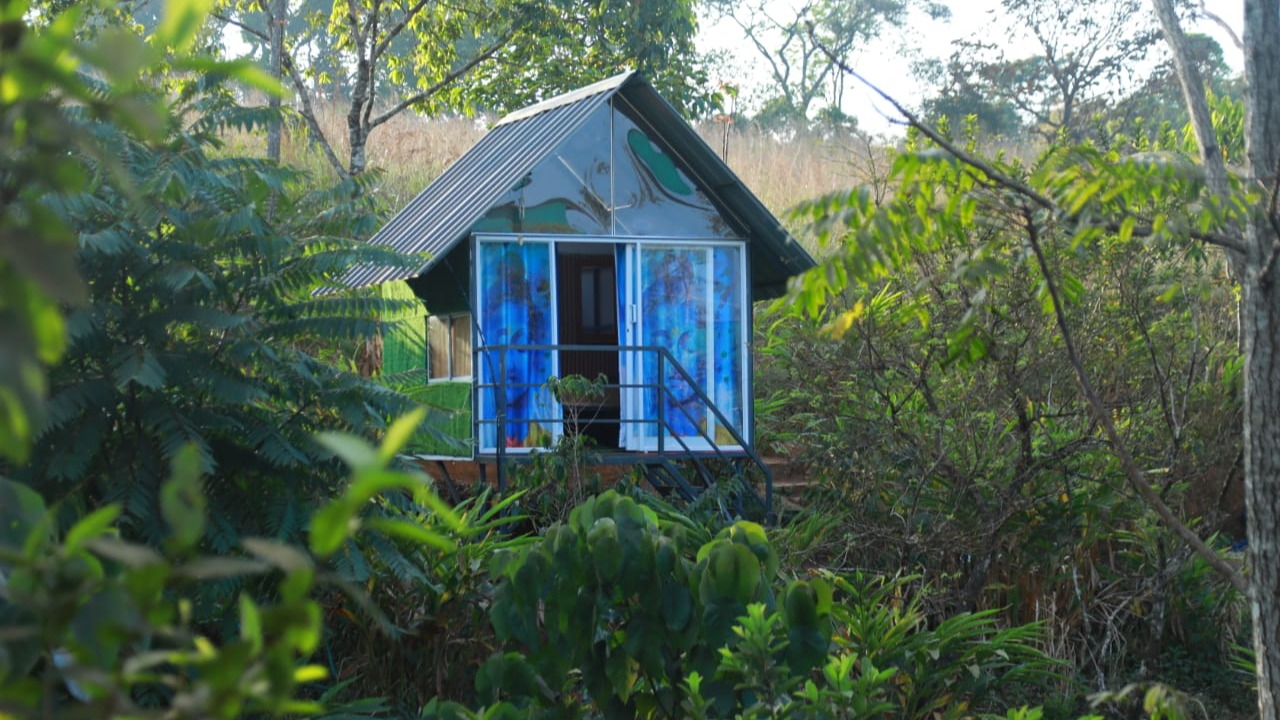 Wild Buddha Retreat (Hut)
