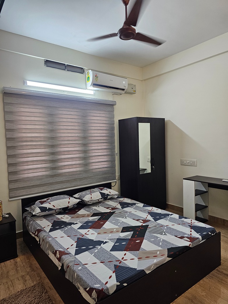 “Fully Furnished 2BHK | Just 1.5 km from Kadavanthra | Perfect for Short Stays”