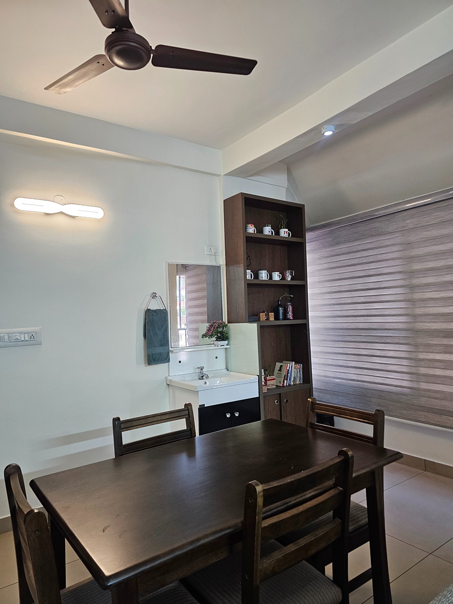 “Fully Furnished 2BHK | Just 1.5 km from Kadavanthra | Perfect for Short Stays”