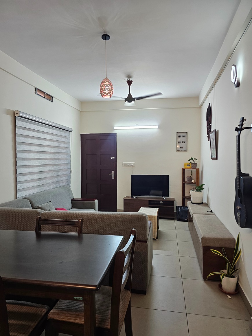 “Fully Furnished 2BHK | Just 1.5 km from Kadavanthra | Perfect for Short Stays”