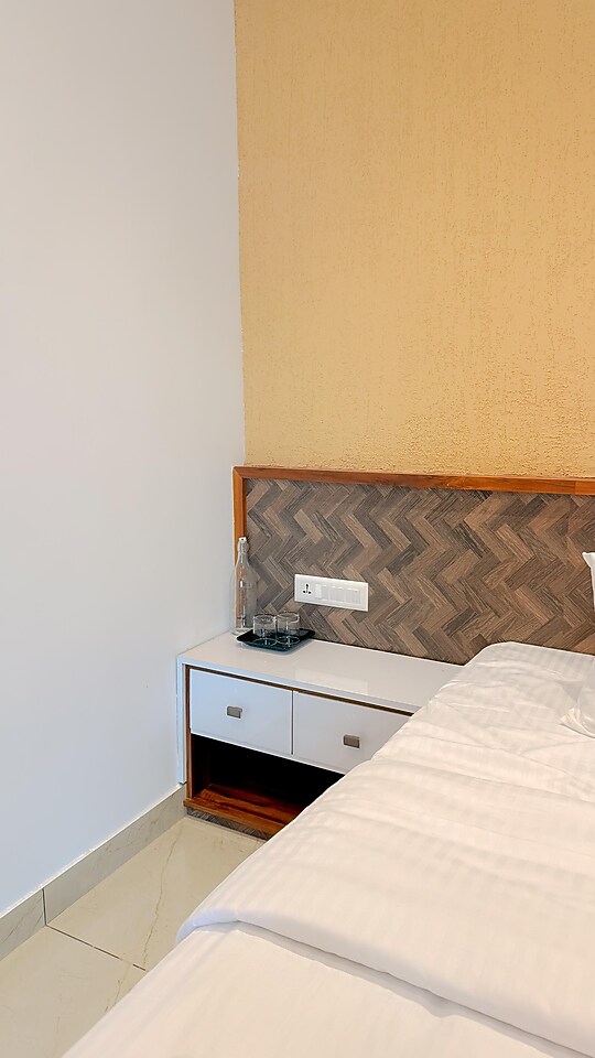 202512151811535249-1129978924-93e5eb6f-5ee0-4e87-a715-b7434f8281c9