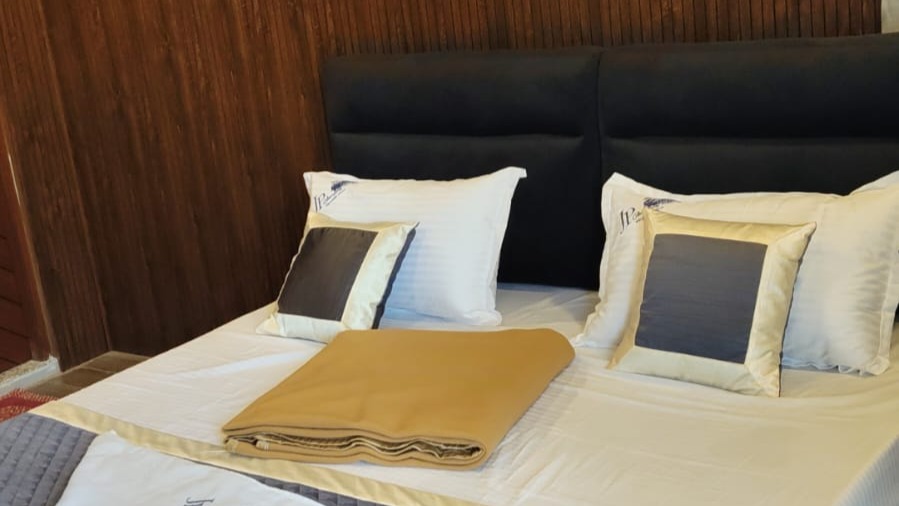 Queen Bedroom with Balcony