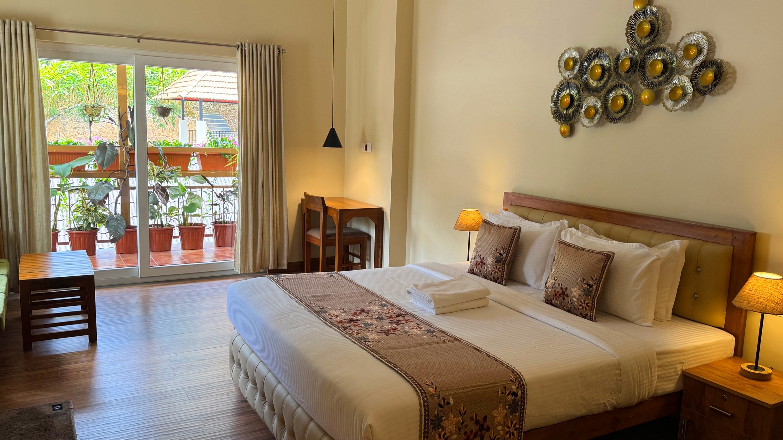 Forest View Room